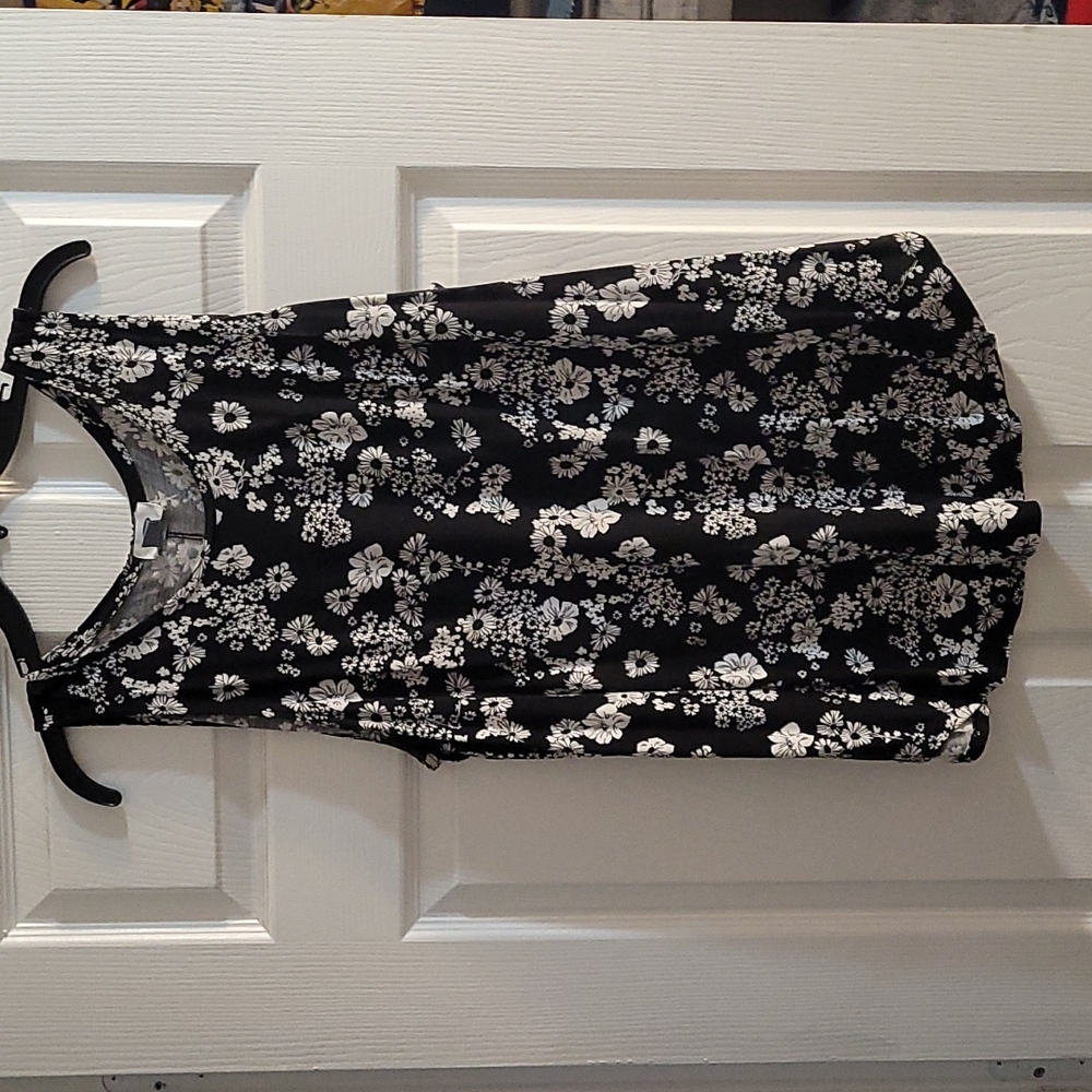 Old Navy Floral Tank
